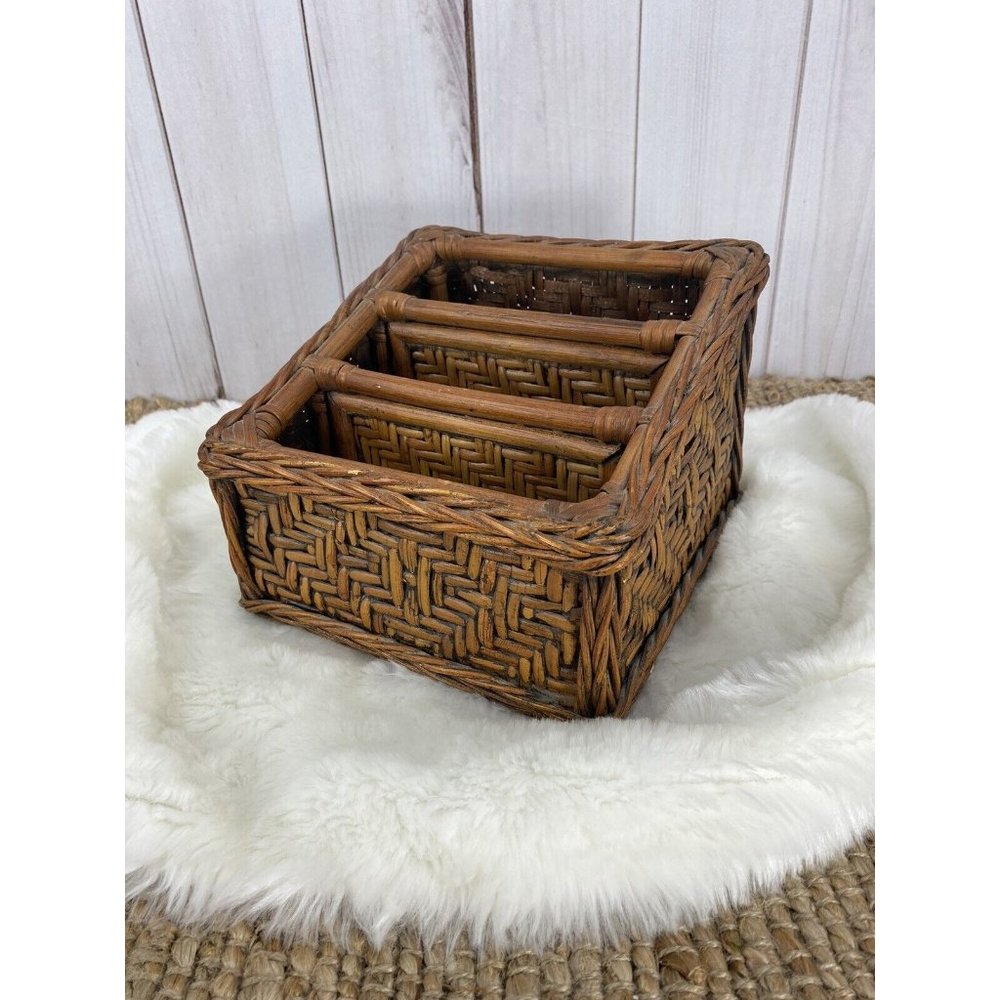 Vintage Wicker Rattan Bamboo Table Top Catch All Basket w Dividers 8x9x6in